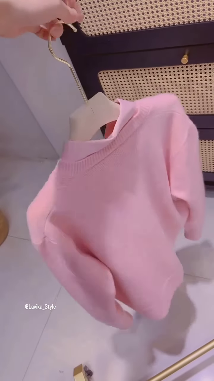 Charming and Elegant Embroidered Cardigan Set - Image 6