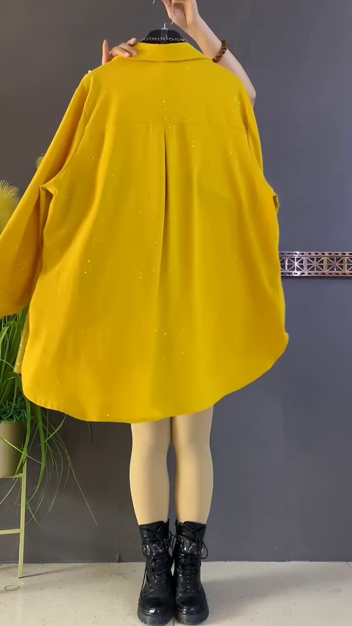 Stylish Yellow Tunic with Pearl and Pleated Details - Image 2