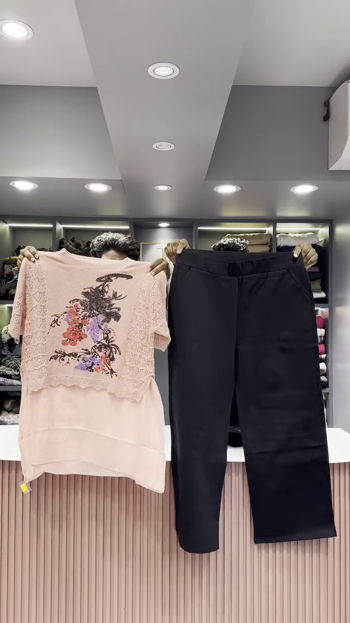 Artistic Knit Sweater and Black Wide-Leg Pant Set - Image 4