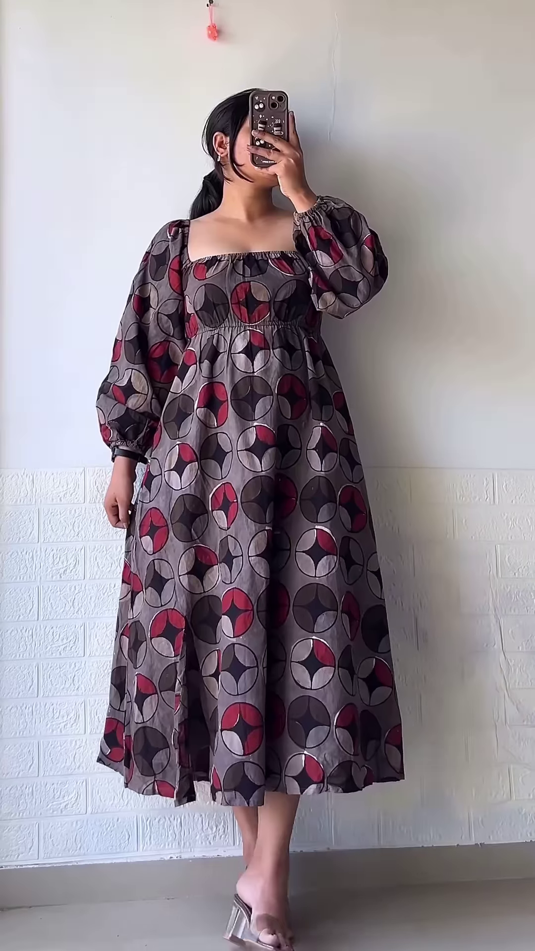 Women’s Leaf-Print Green Maxi Dress with Smocked Bodice and Tiered Skirt – Elegant Casualwear from Summer Portrait Series - Image 3