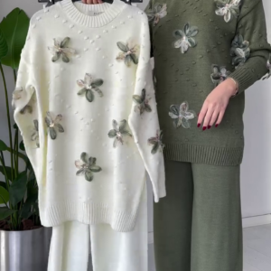 3D Floral Appliqué Knit Co-ord Set 🌸 Available in Green & White