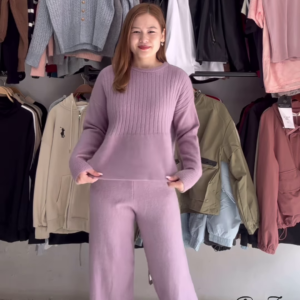 Solid Knit Co-ord Sets π§Άπ€ With Sweater & Matching Bottoms β Black, Red & Purple Variants