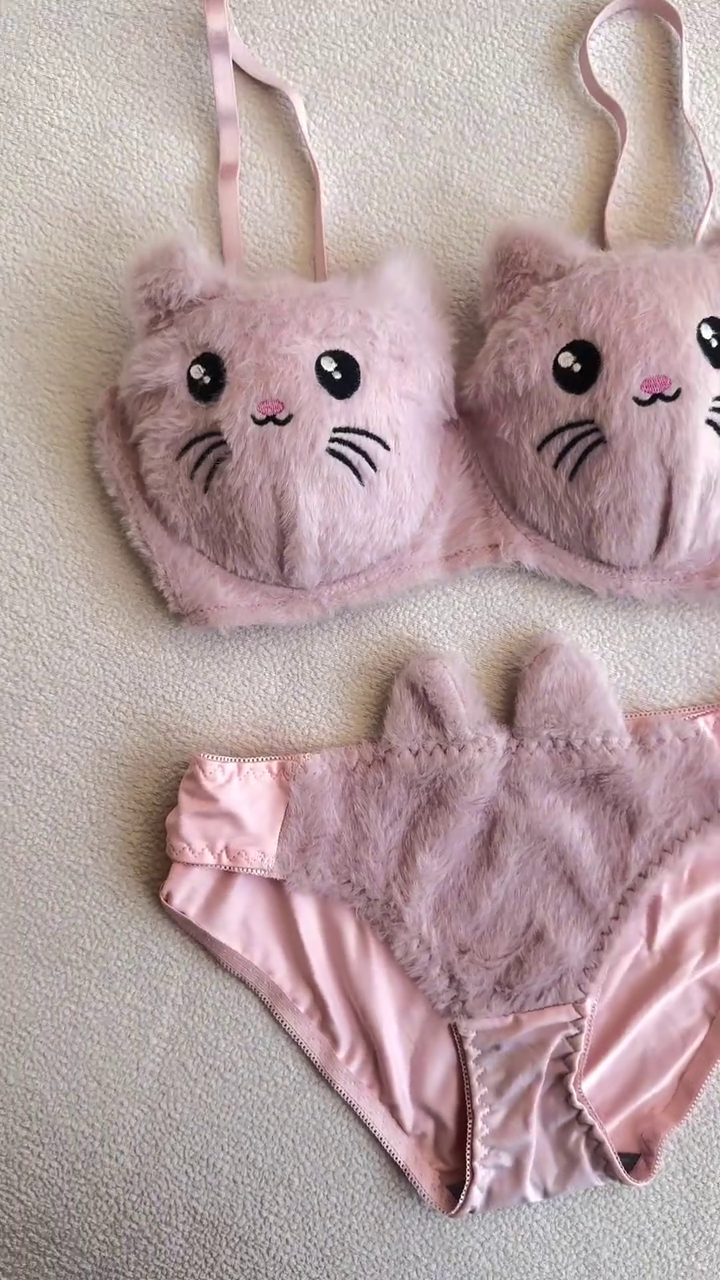 Furry Cat-Face Bras 🐱💗 – Plush Lingerie Tops in Pink, White & Red Variants with Embroidered Details - Image 3