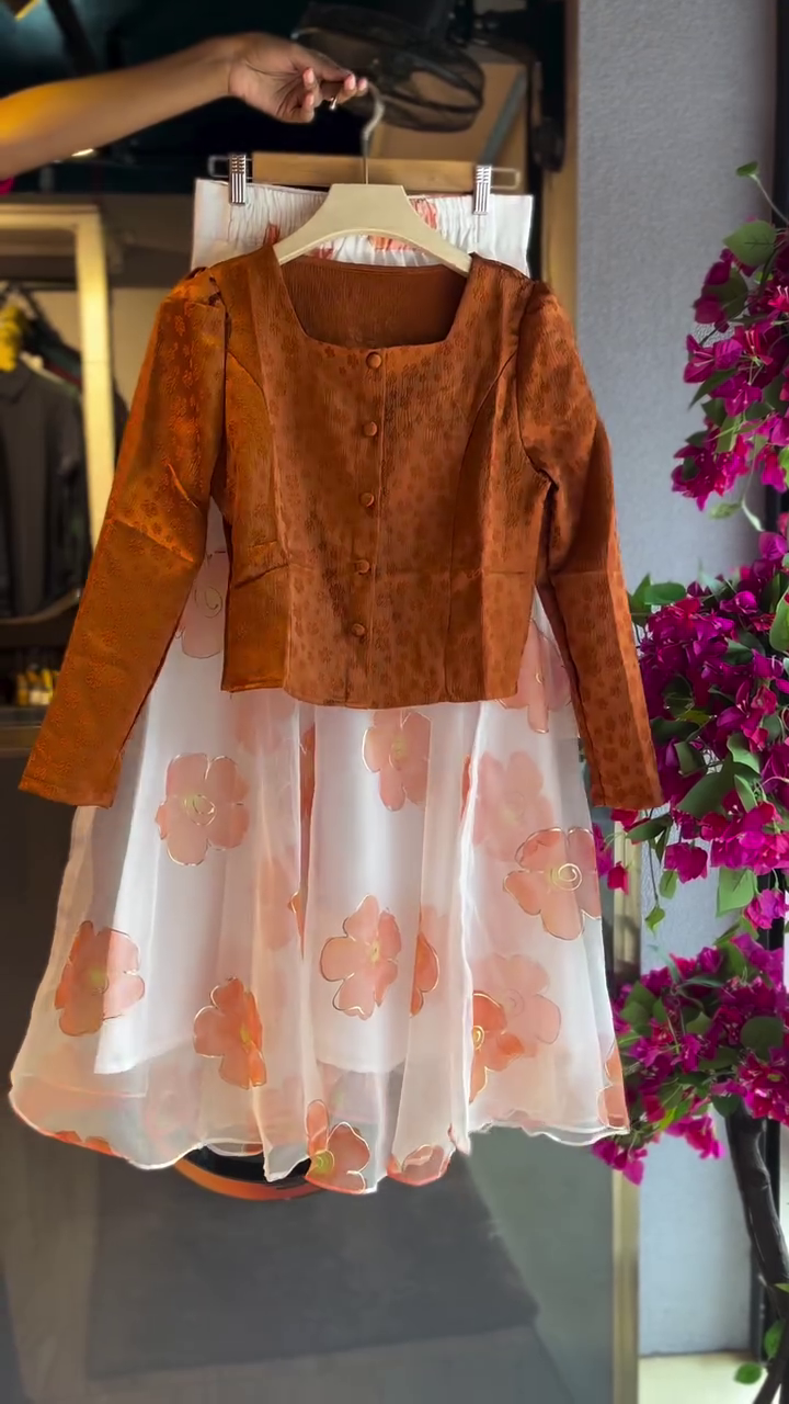 Textured Button Blouse in Cocoa & Floral Skirt in Ivory Rose