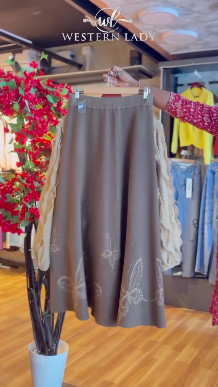 Ruffled Blouse in Beige & Butterfly Skirt in Coco - Image 2