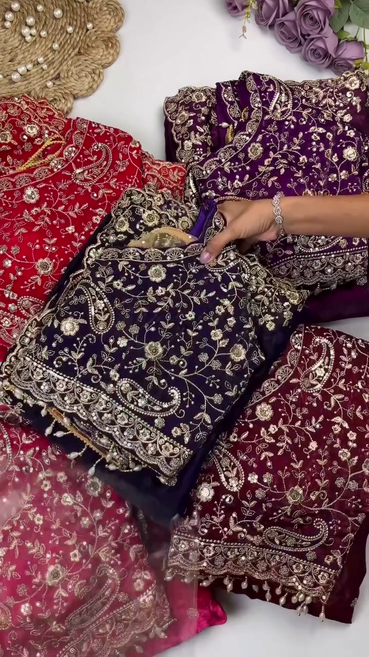 Luxury Heavy Embroidered Velvet Dupatta – Royal Collection - Image 2