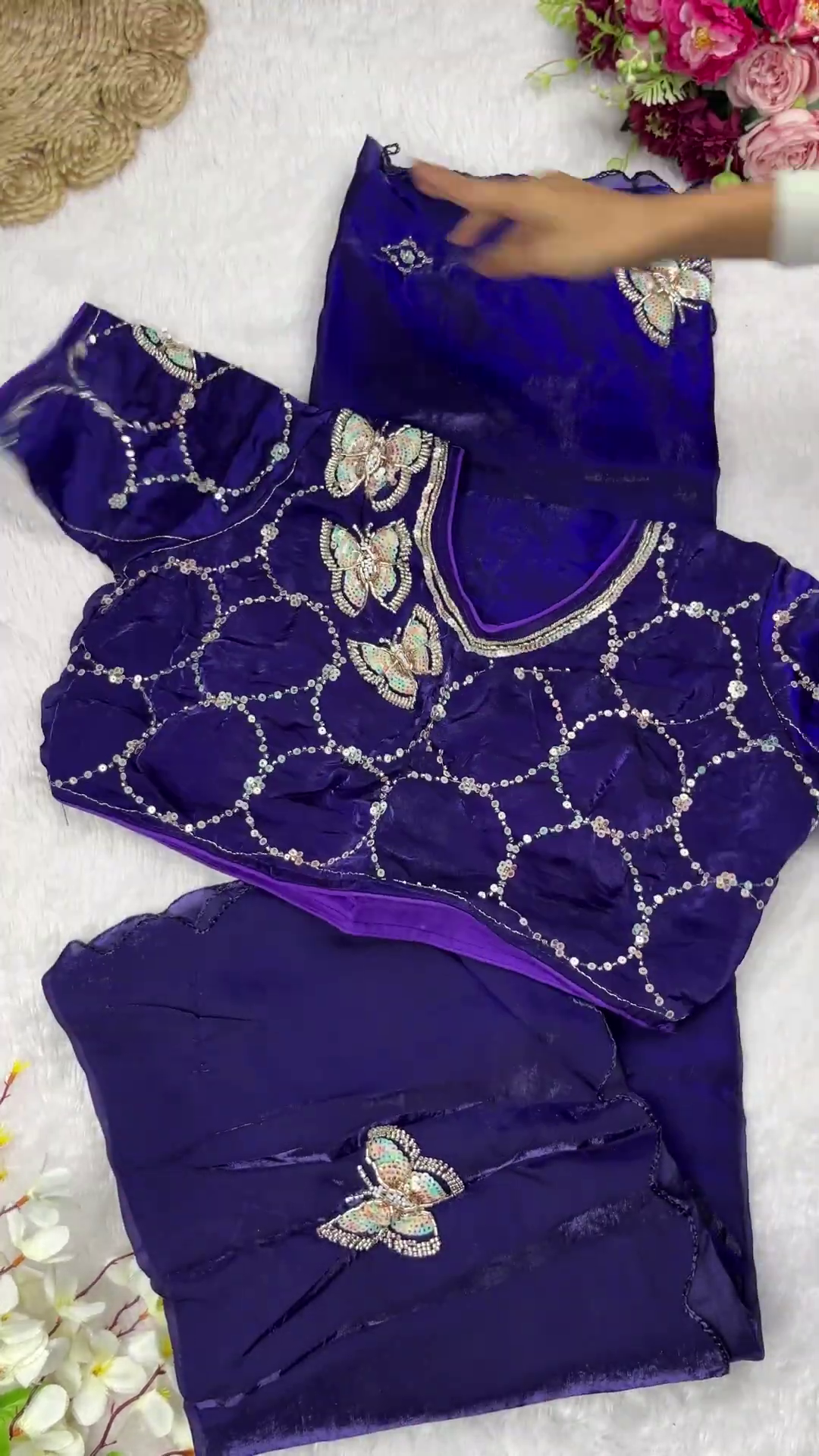 Slate Grey Butterfly Artistry Saree Set - Image 6