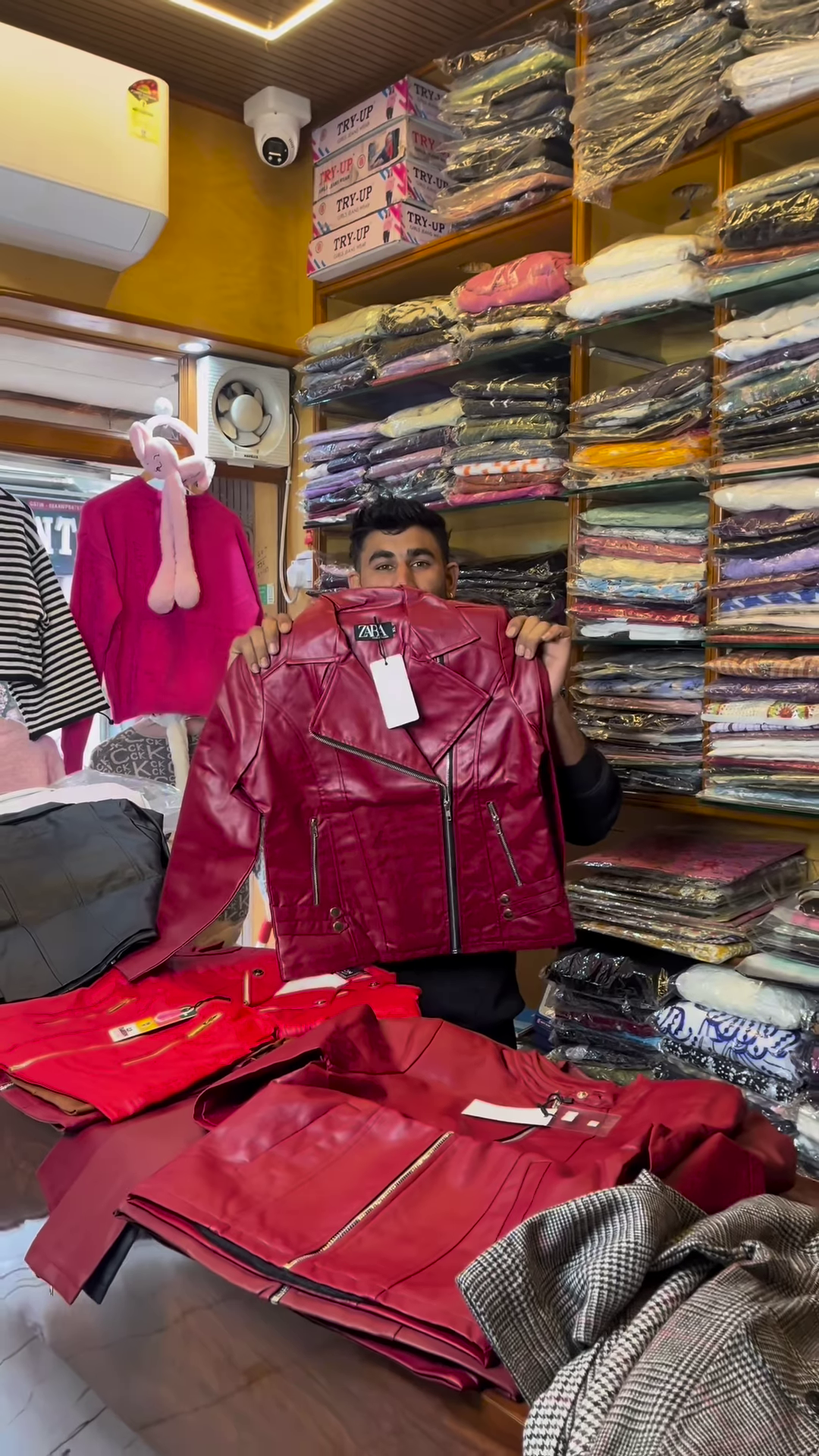 Black and White Checkered Long-Sleeve Jacket with Front Flap Pockets and Button Closure - Image 6