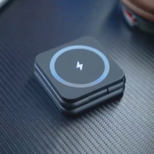 3-in-1 Foldable Magnetic Wireless Charging Station – Compact Fast Charger for Phone, Watch & Earbuds