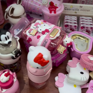 Adorable Character-Themed Kids' Drinkware Collection: Cute Pink Sippy Cups and Water Bottles for Toddlers