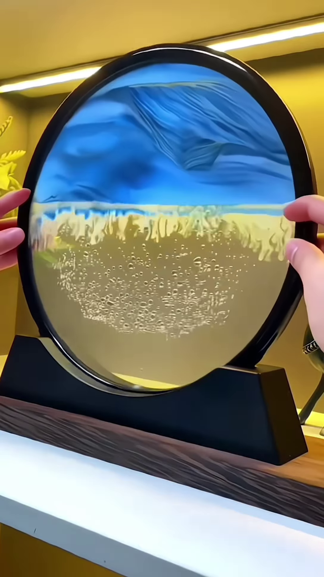 360° Rotating Sand Art Frame – Hypnotic Motion Landscape for Home & Office Decor - Image 3
