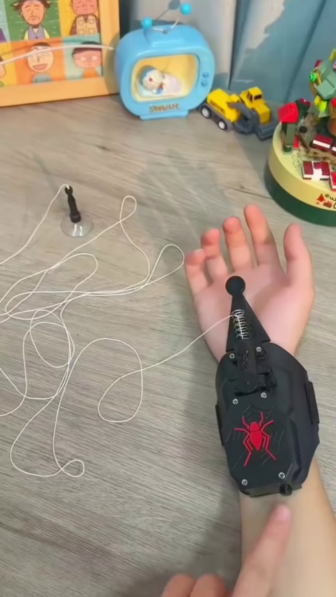 Toy Web Shooter Glove for Kids - Pretend Play Superhero Accessory