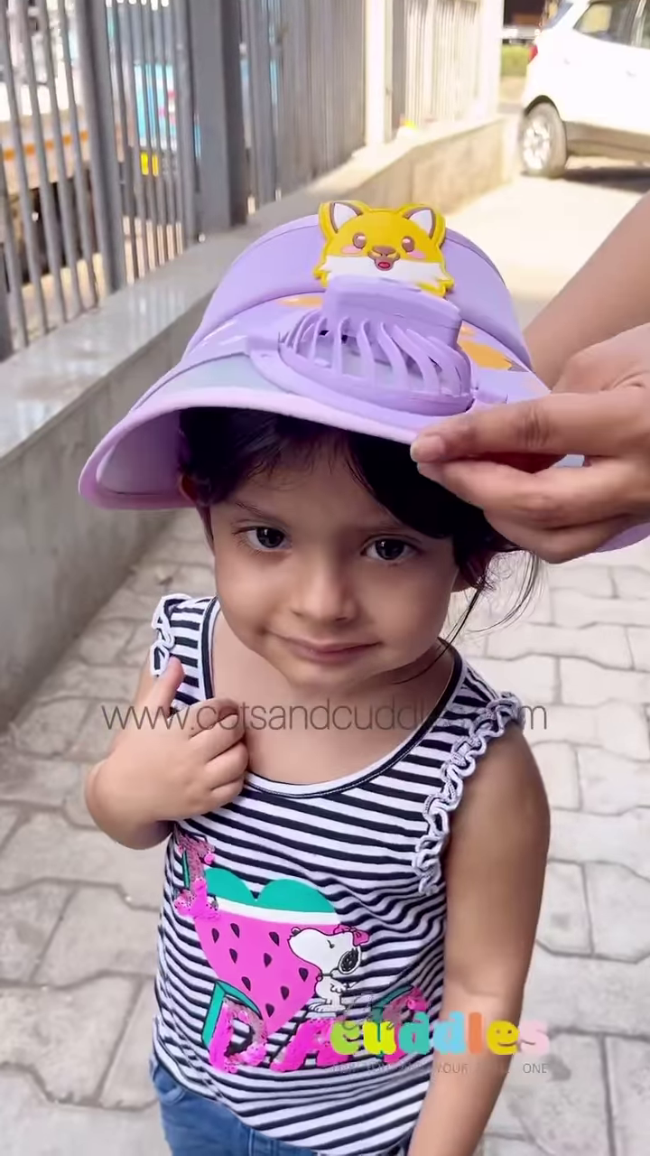 Kids' Sun Visor Cap with Built-in Cooling Fan - Portable Summer Headwear - Image 3