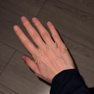 Delicate Gold-Toned Leaf Vine Knuckle Ring Set with Subtle Accents