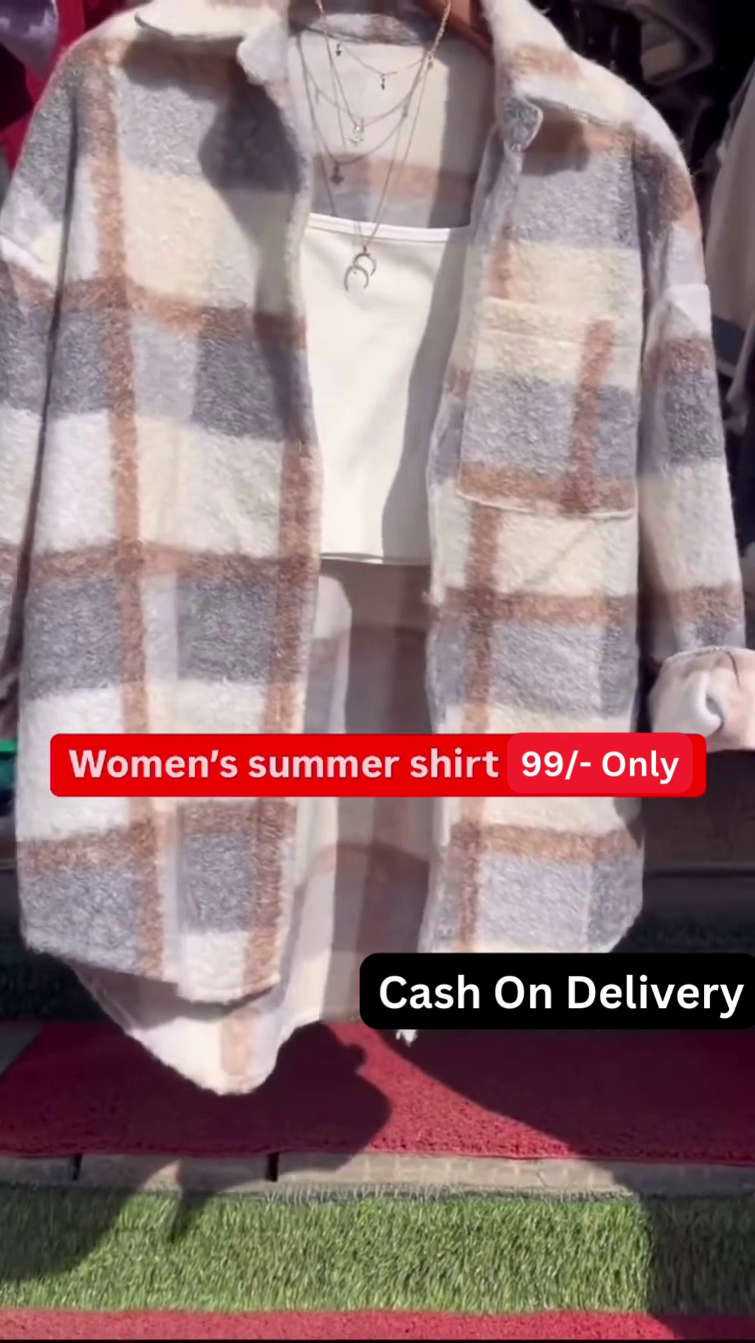 Stylish Women's Chunky Knit Striped Crop Top with Long Sleeves - Image 6