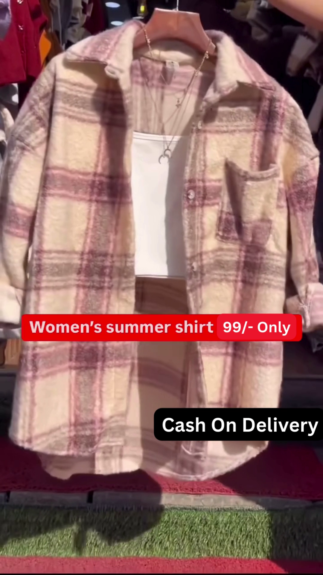 Stylish Women's Chunky Knit Striped Crop Top with Long Sleeves - Image 5