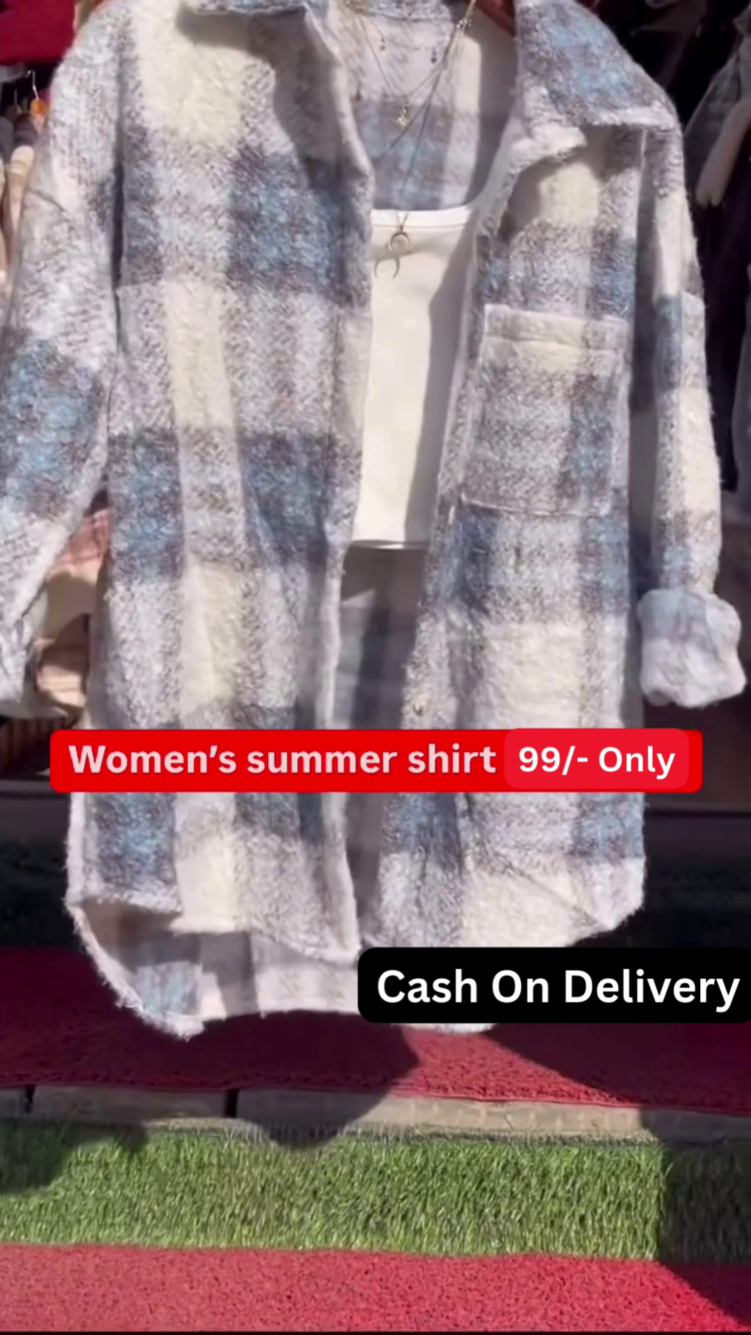 Stylish Women's Chunky Knit Striped Crop Top with Long Sleeves