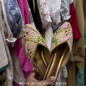 Elegant Embroidered Khussa Shoes for Women with Floral and Paisley Motifs