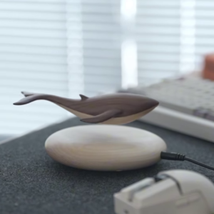Minimalist Desk Organizer: Whale-Shaped Phone Holder and Charging Pad