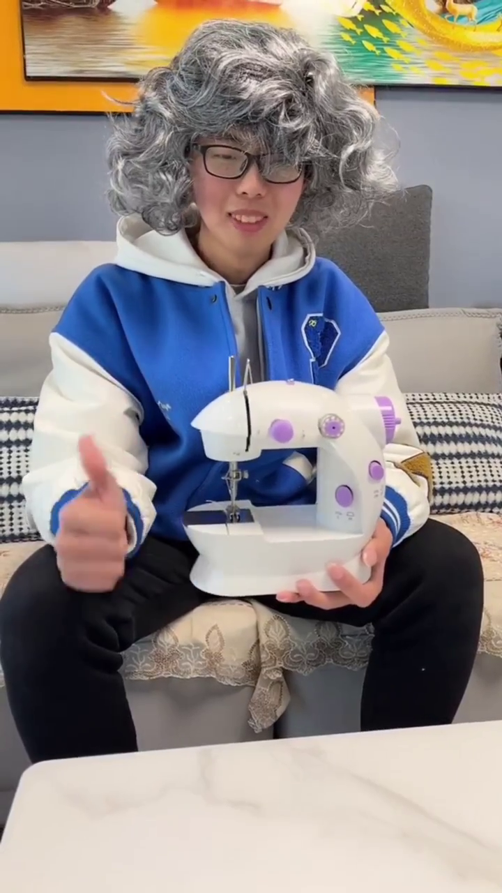 Portable Mini Sewing Machine with Foot Pedal - Compact and Lightweight - Image 2