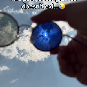 Lightweight Round Sunglasses with Reflective Blue Lenses and Minimalist Frame