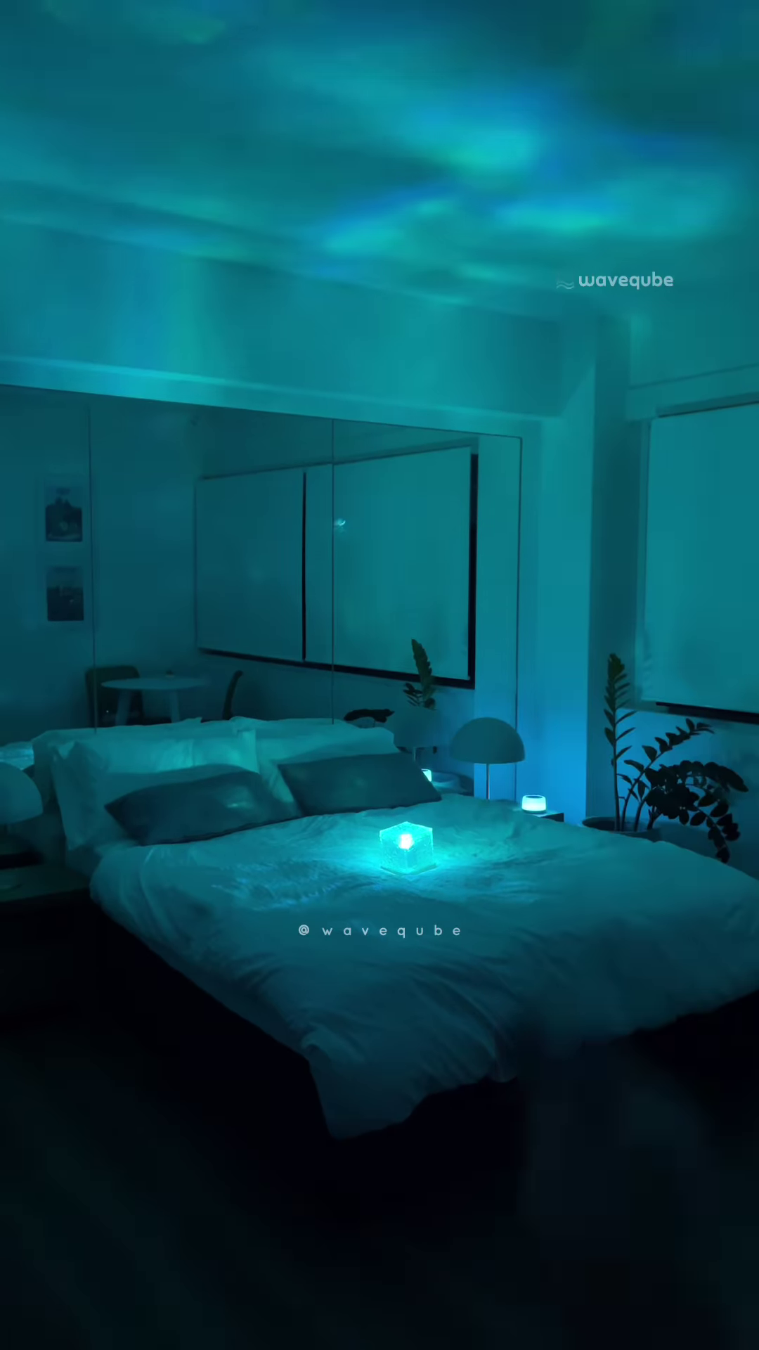 Immersive Aurora Borealis Projector for Bedroom Ambiance Lighting - Image 6