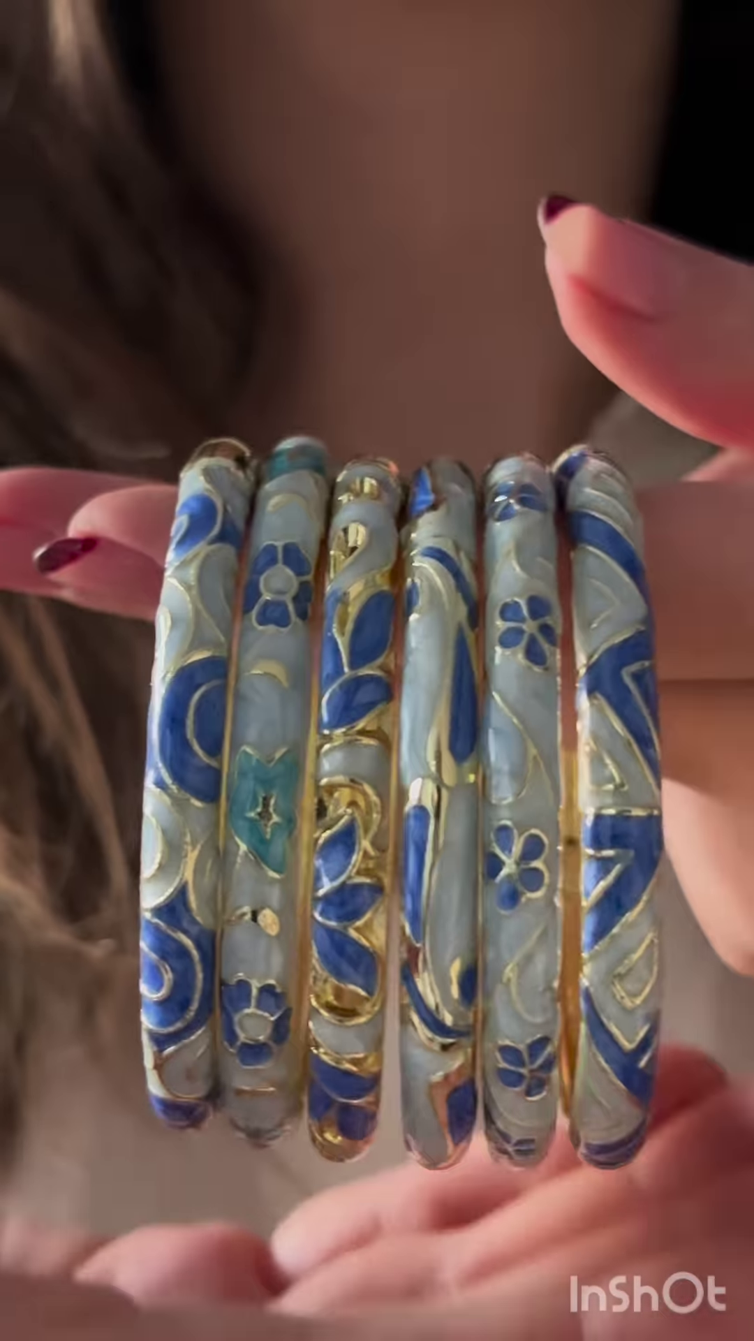 Set of Six Vintage-Inspired Enamel Bangles with Floral and Geometric Designs - Image 2