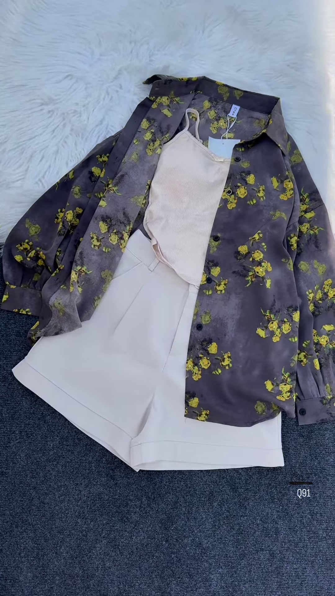 Floral Print Long-Sleeved Shirt with Tank Top and High-Waisted Shorts Set - Image 2