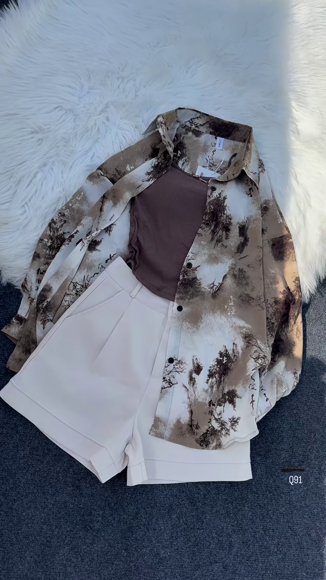 Floral Print Long-Sleeved Shirt with Tank Top and High-Waisted Shorts Set - Image 5