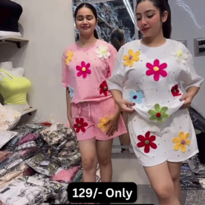 Cute Floral Appliqué Pajama Set with Short Sleeves and Shorts