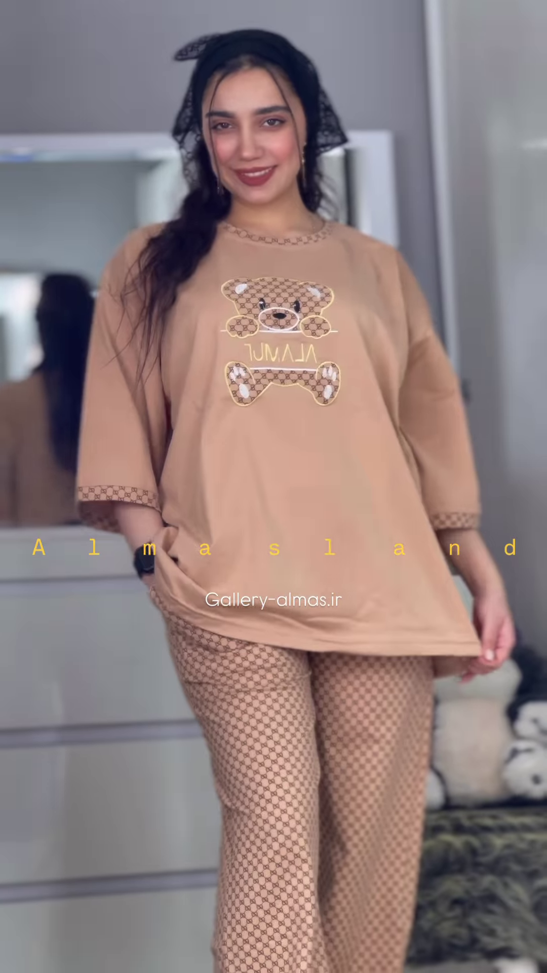 Cute Cartoon Graphic Long-Sleeved Pajama Top - Image 3