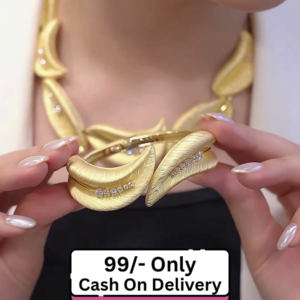 Elegant Gold-Toned Charm Bracelet with Pearl and Chain Accents