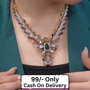 Luxurious Two-Tone Statement Necklace Set with Emerald Green Gemstone and Geometric Design