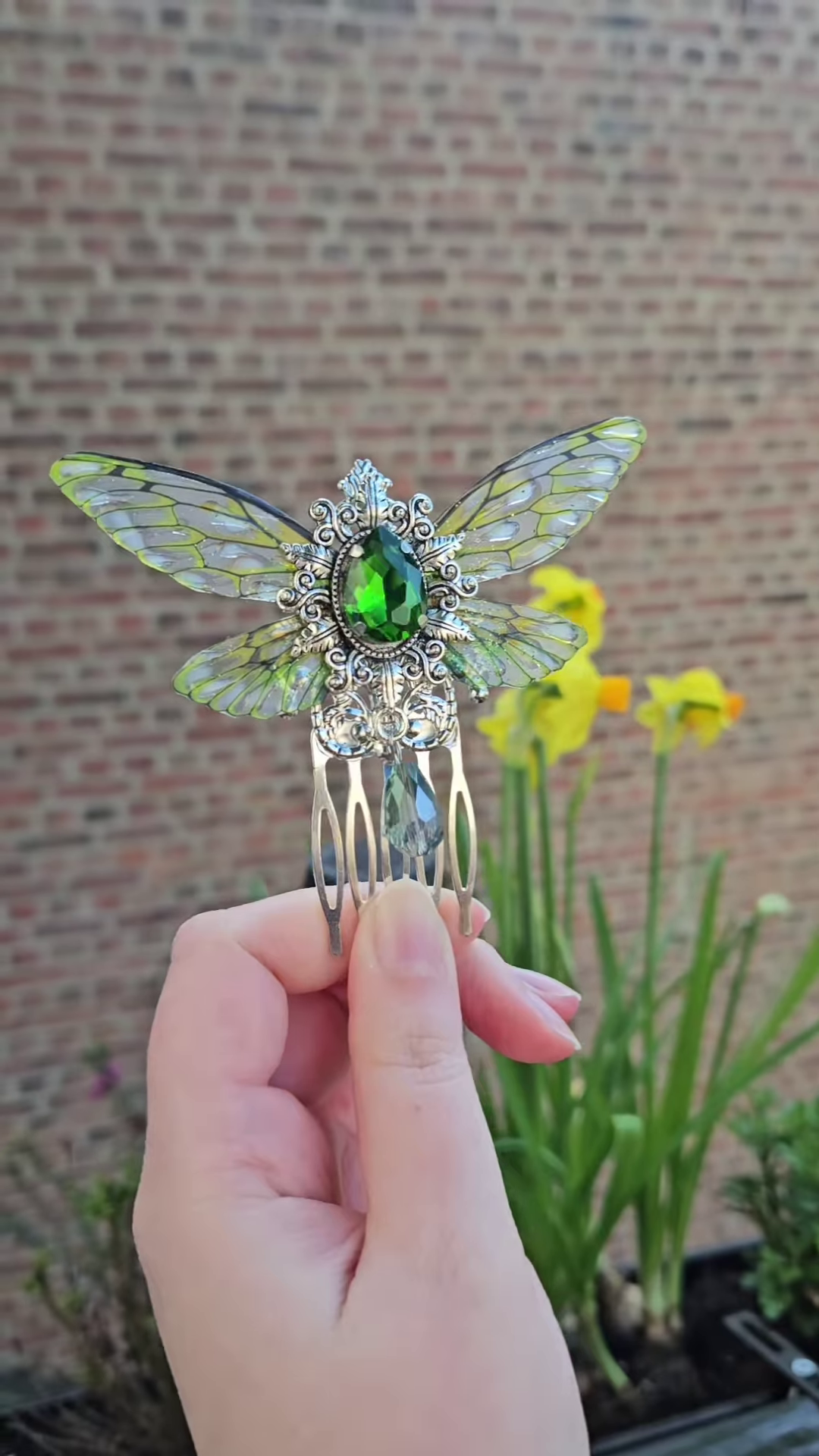 Enchanting Dragonfly Bracelet with Gemstone Detail - Image 7