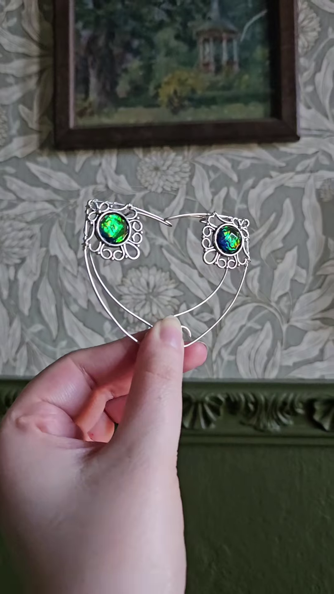 Enchanting Dragonfly Bracelet with Gemstone Detail - Image 3