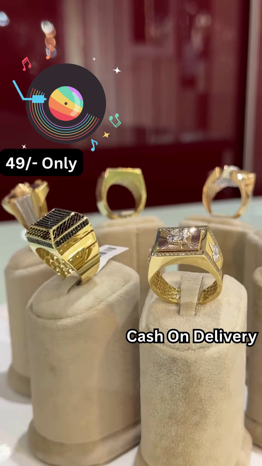 Bold Gold-Toned Statement Ring with Intricate Textured Design for Men - Image 3