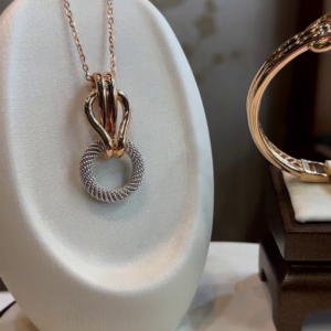 Elegant Two-Tone Intertwined Jewelry Set with Textured Cable Ring and Polished Accents