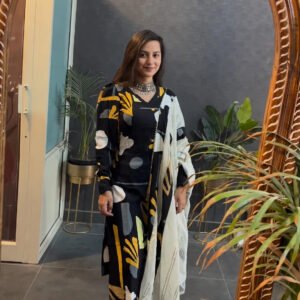 Abstract Monochrome Chic Kurta Set with Statement Dupatta