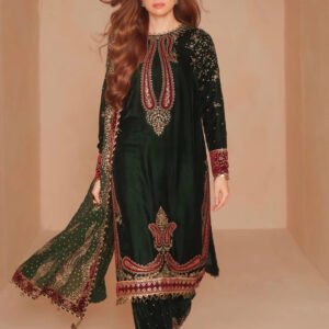 Emerald Opulence Velvet Kurta Set with Kashmiri-Inspired Embroidery
